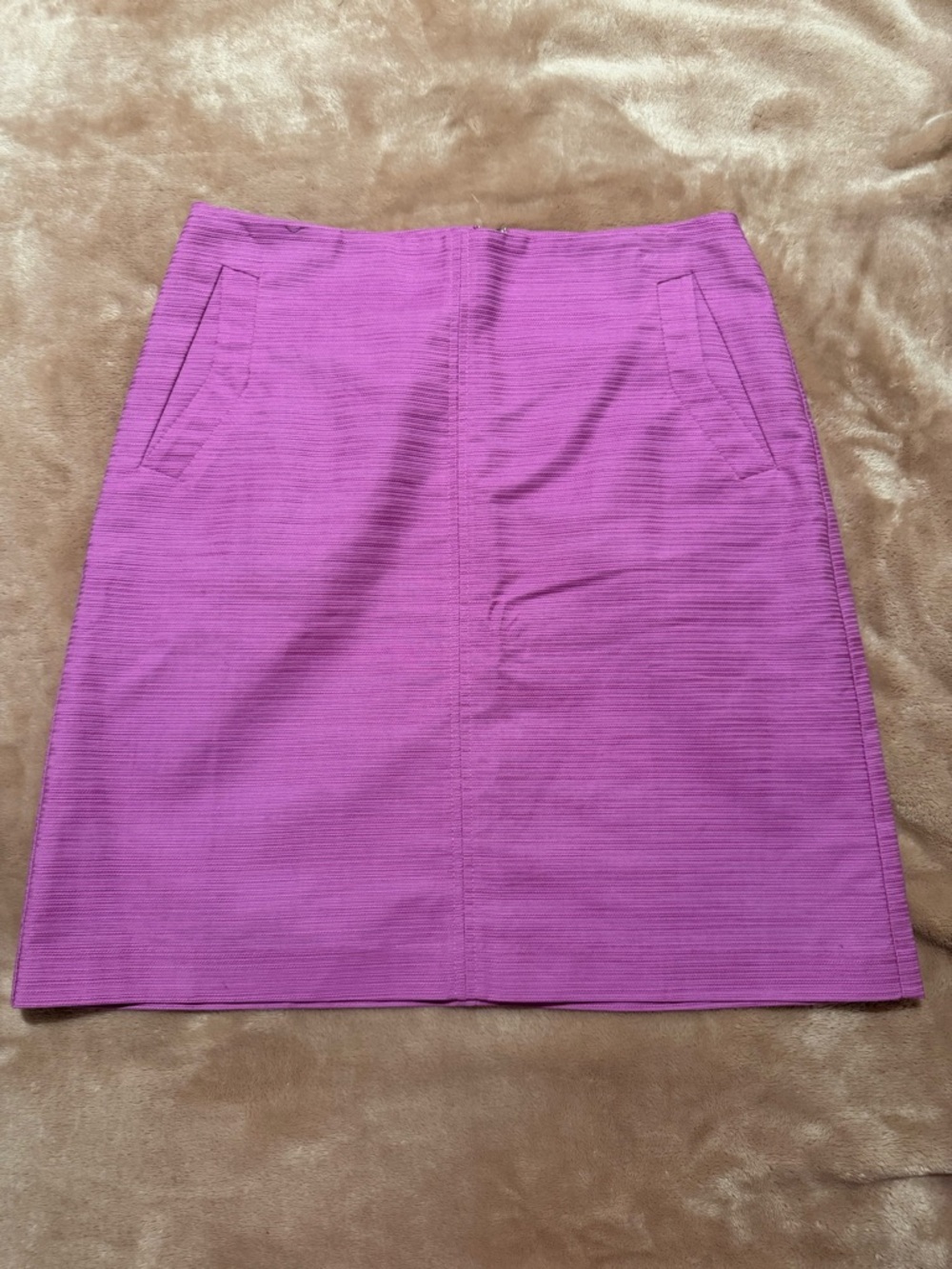 NWT Ann Taylor Factory Textured Pencil Skirt, Purple, Size 4